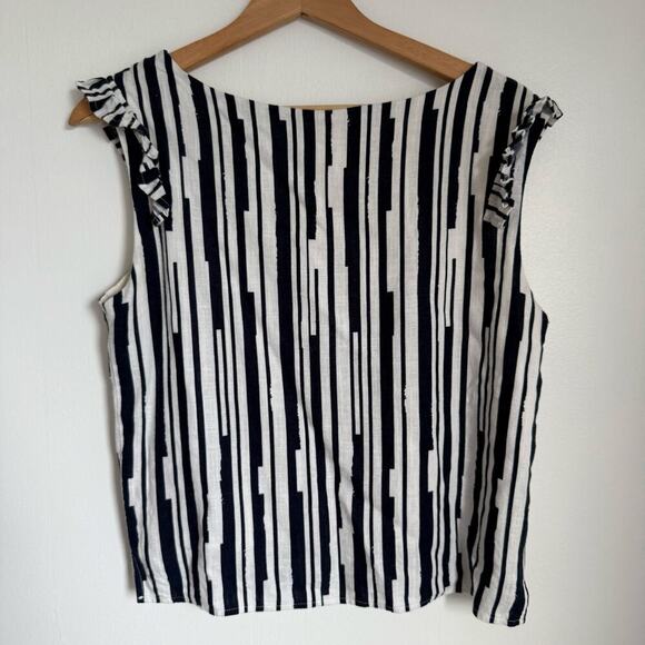 LUCCA Linen Navy Striped Ruffle Shoulder Sleeveless Top Resortwear Minimalist M - Picture 5 of 9